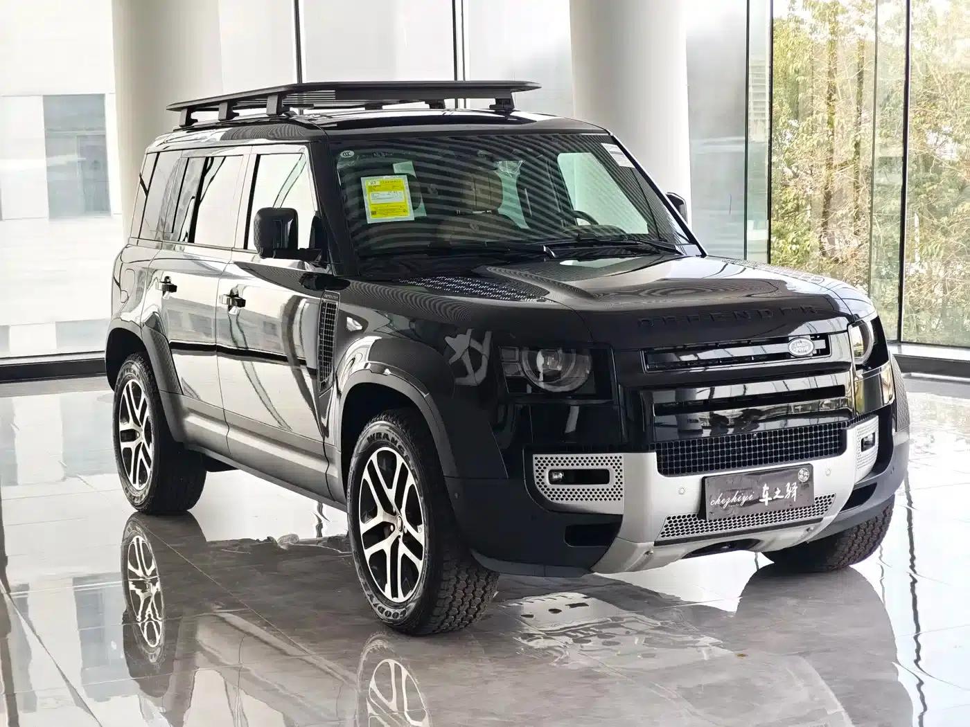 2026 Land Rover Defender 110 3.0T Dark Edition — миниатюра 3