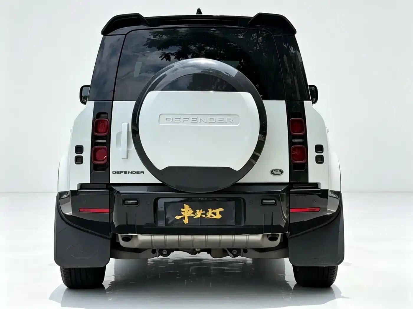 2024 Land Rover Defender 110 3.0T P400 X-DYNAMIC HSE — миниатюра 10