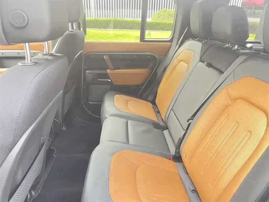 2024 Land Rover Defender 110 3.0T P400 X — миниатюра 15