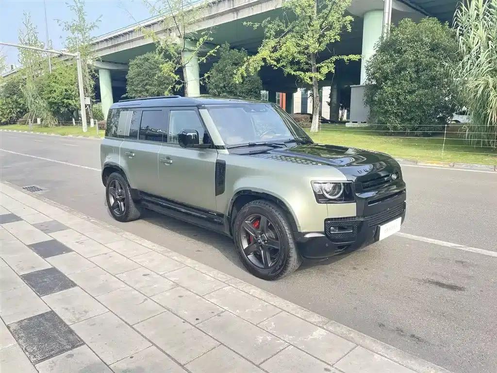 2024 Land Rover Defender 110 3.0T P400 X — миниатюра 4