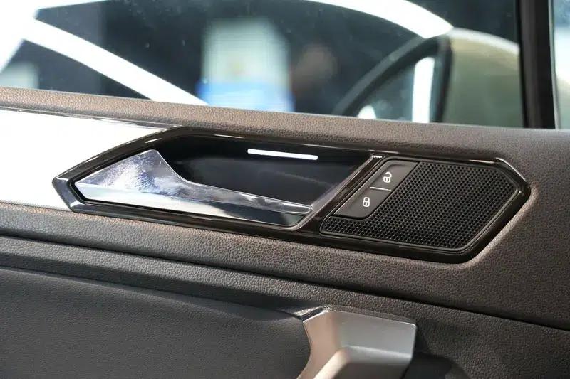 Tiguan L 2019 380TSI Automatic 4WD Smart Luxury Edition (China VI Emission Standard) — миниатюра 9