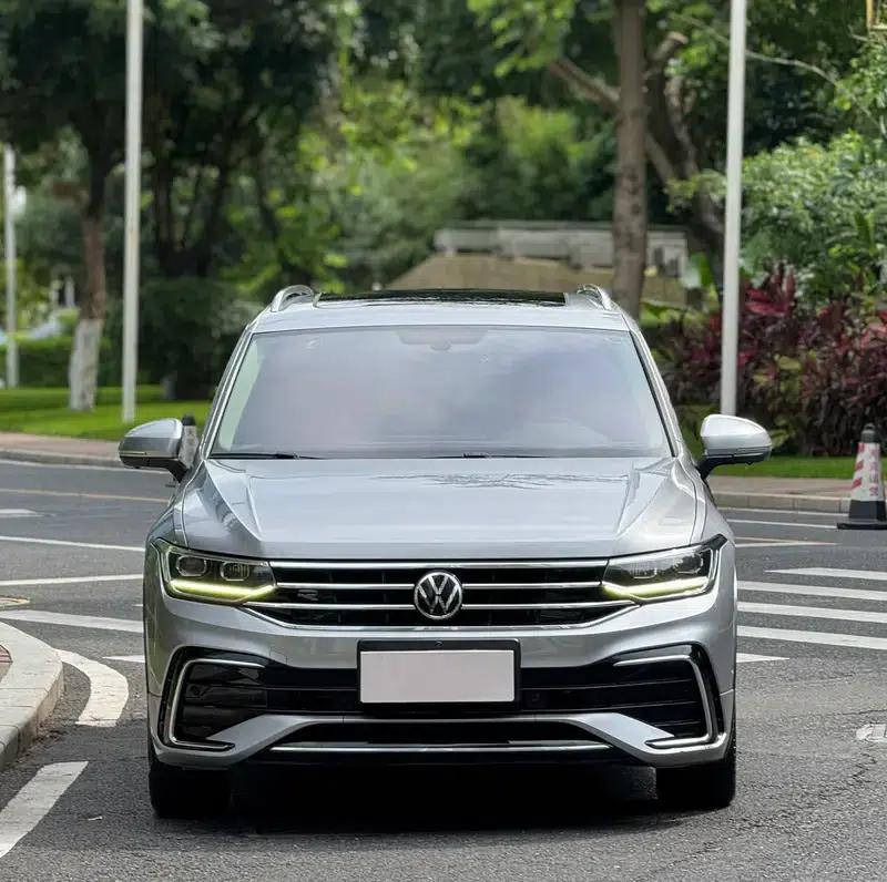 Tiguan L 2022 330TSI Automatic 2WD R-Line Premium Edition — миниатюра 2
