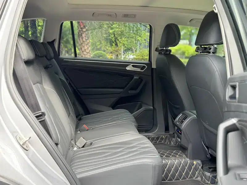 Tiguan L 2022 330TSI Automatic 2WD R-Line Premium Edition — миниатюра 31