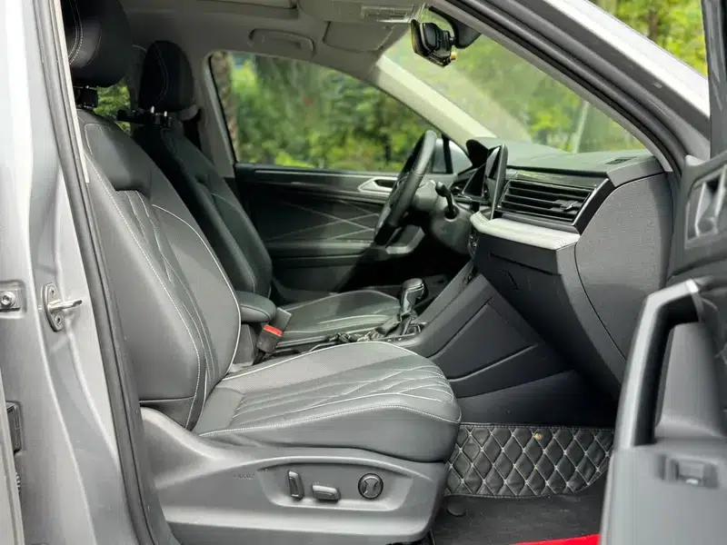 Tiguan L 2022 330TSI Automatic 2WD R-Line Premium Edition — миниатюра 32