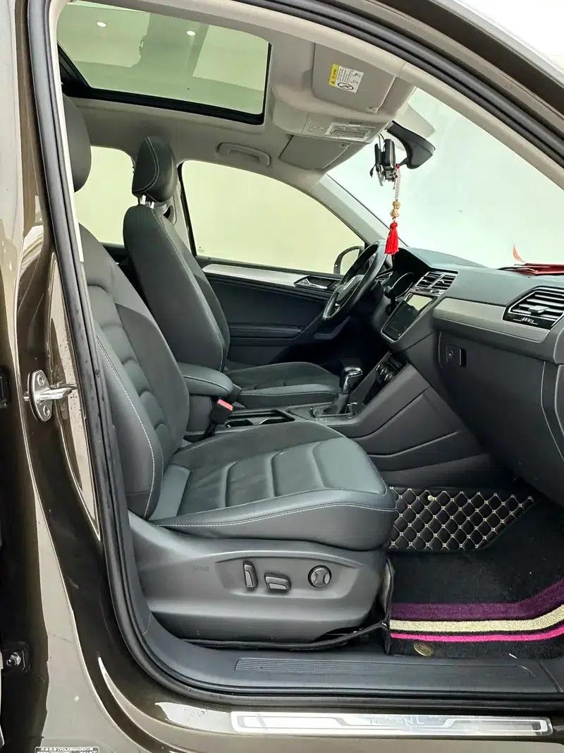 Tiguan L 2021 330TSI Automatic 2WD Smart Edition — миниатюра 18