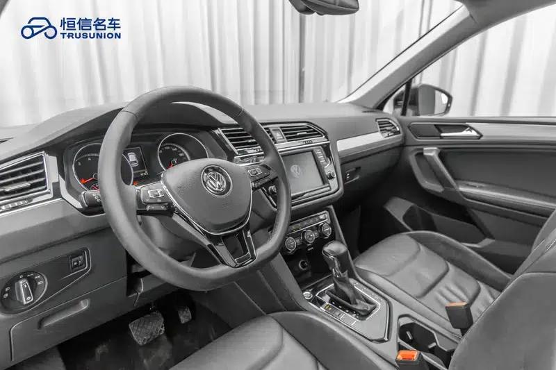 Tiguan L 2017 330TSI Automatic 2WD Luxury Edition — миниатюра 18
