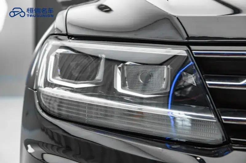 Tiguan L 2017 330TSI Automatic 2WD Luxury Edition — миниатюра 9