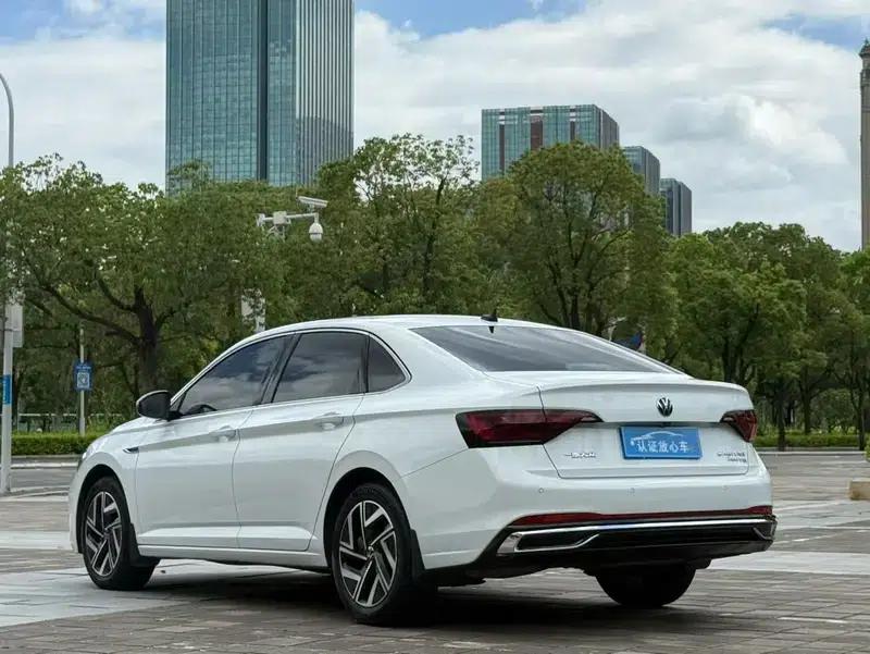 2023 Volkswagen Sagitar 280TSI DSG Super Edition — миниатюра 4