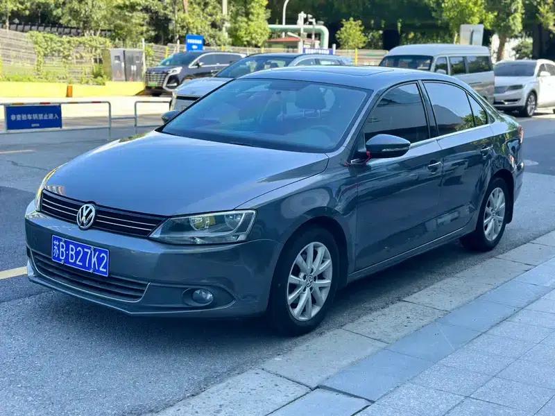 2012 Volkswagen Sagitar 1.6L Automatic Comfort Model — миниатюра 1
