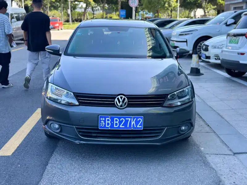 2012 Volkswagen Sagitar 1.6L Automatic Comfort Model — миниатюра 2