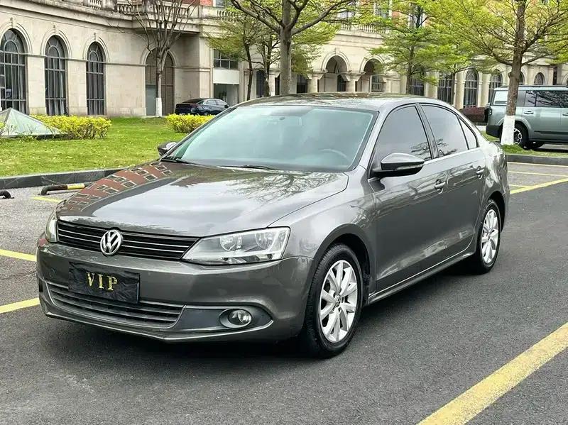 2012 Volkswagen Sagitar 1.6L Automatic Comfort Model — миниатюра 1