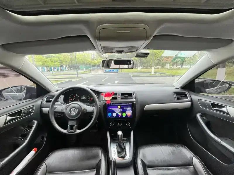 2012 Volkswagen Sagitar 1.6L Automatic Comfort Model — миниатюра 6