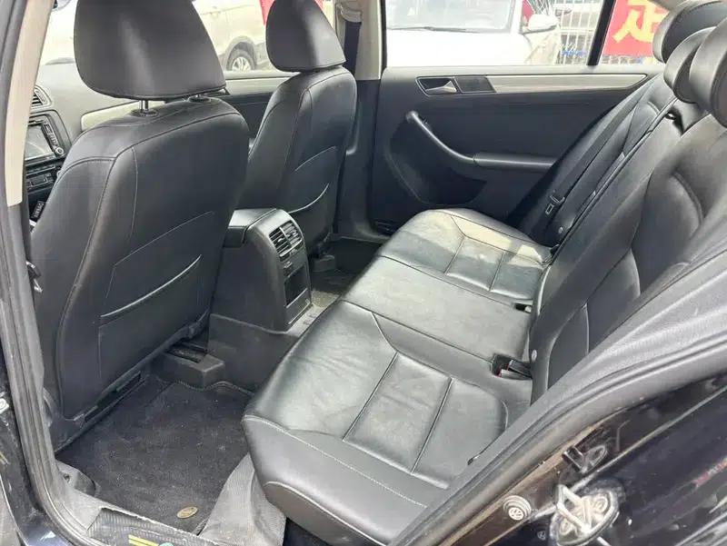 2012 Volkswagen Sagitar 1.4TSI Manual Deluxe Edition — миниатюра 11
