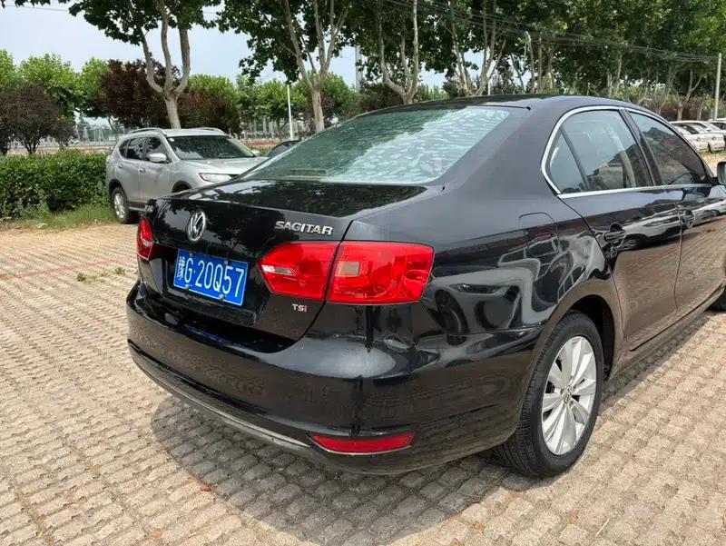 2012 Volkswagen Sagitar 1.4TSI Manual Deluxe Edition — миниатюра 6