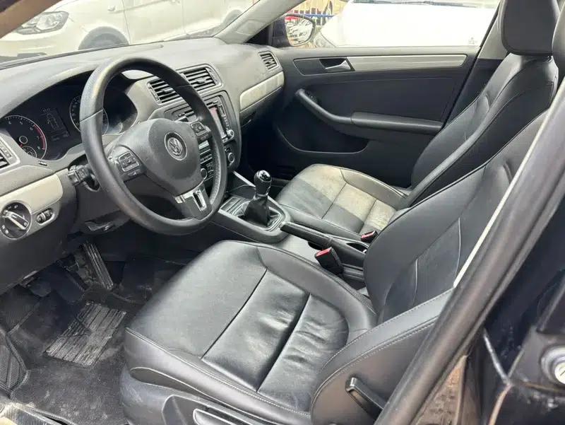 2012 Volkswagen Sagitar 1.4TSI Manual Deluxe Edition — миниатюра 10