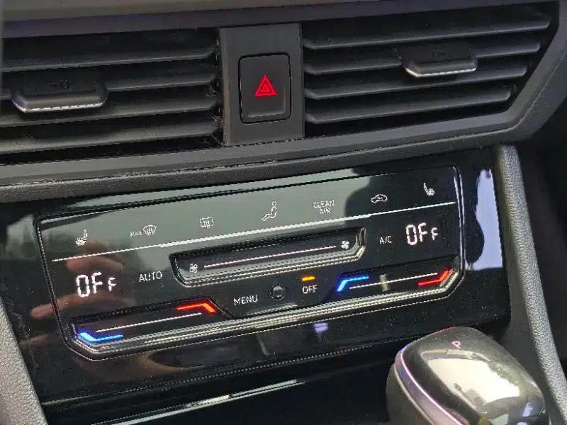 2019 Volkswagen Sagitar 280TSI DSG Luxury Edition (China VI Emission Standard) — миниатюра 4