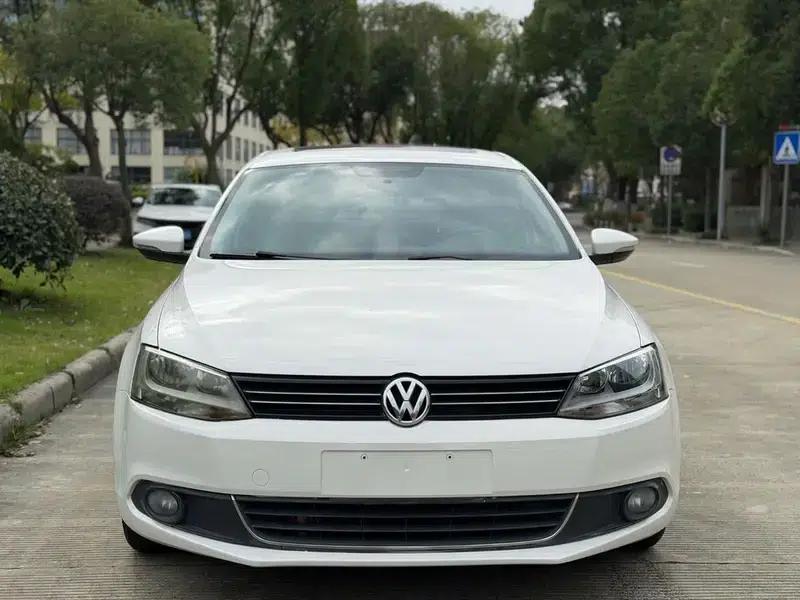 2014 Volkswagen Sagitar 1.6L Automatic Comfort Model — миниатюра 2