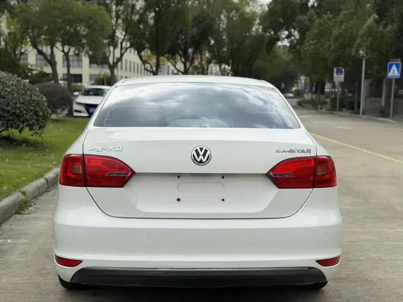 2014 Volkswagen Sagitar 1.6L Automatic Comfort Model — миниатюра 5