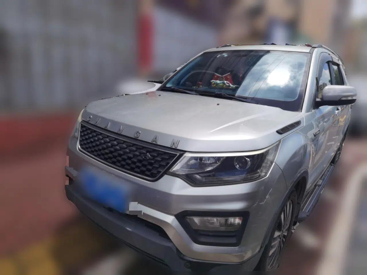 CHANGAN OSHAN CX70 2017 CX70T 1.5T Manual High-Performance Edition — миниатюра 1