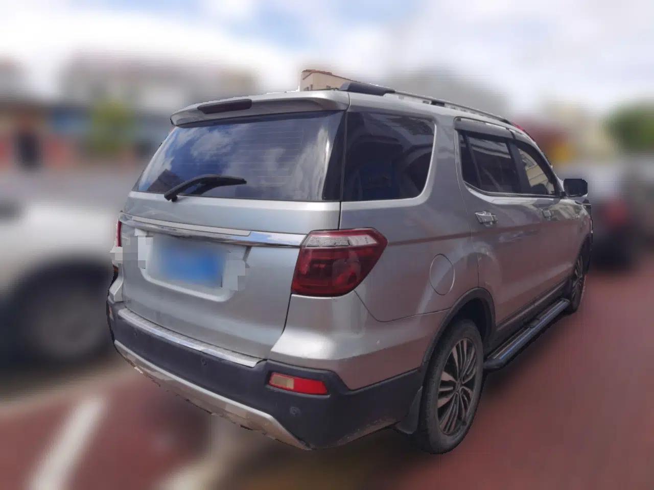 CHANGAN OSHAN CX70 2017 CX70T 1.5T Manual High-Performance Edition — миниатюра 6