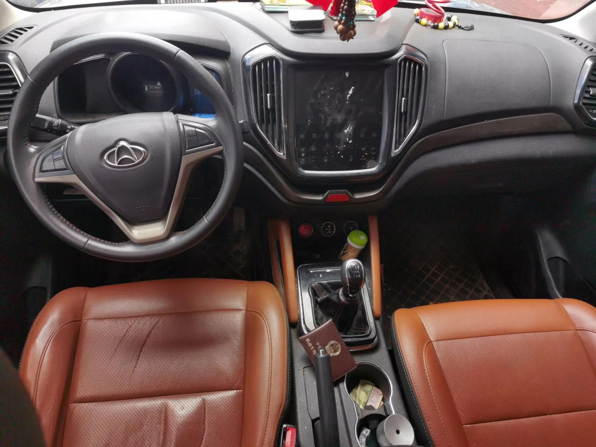 CHANGAN OSHAN CX70 2017 CX70T 1.5T Manual High-Performance Edition — миниатюра 9