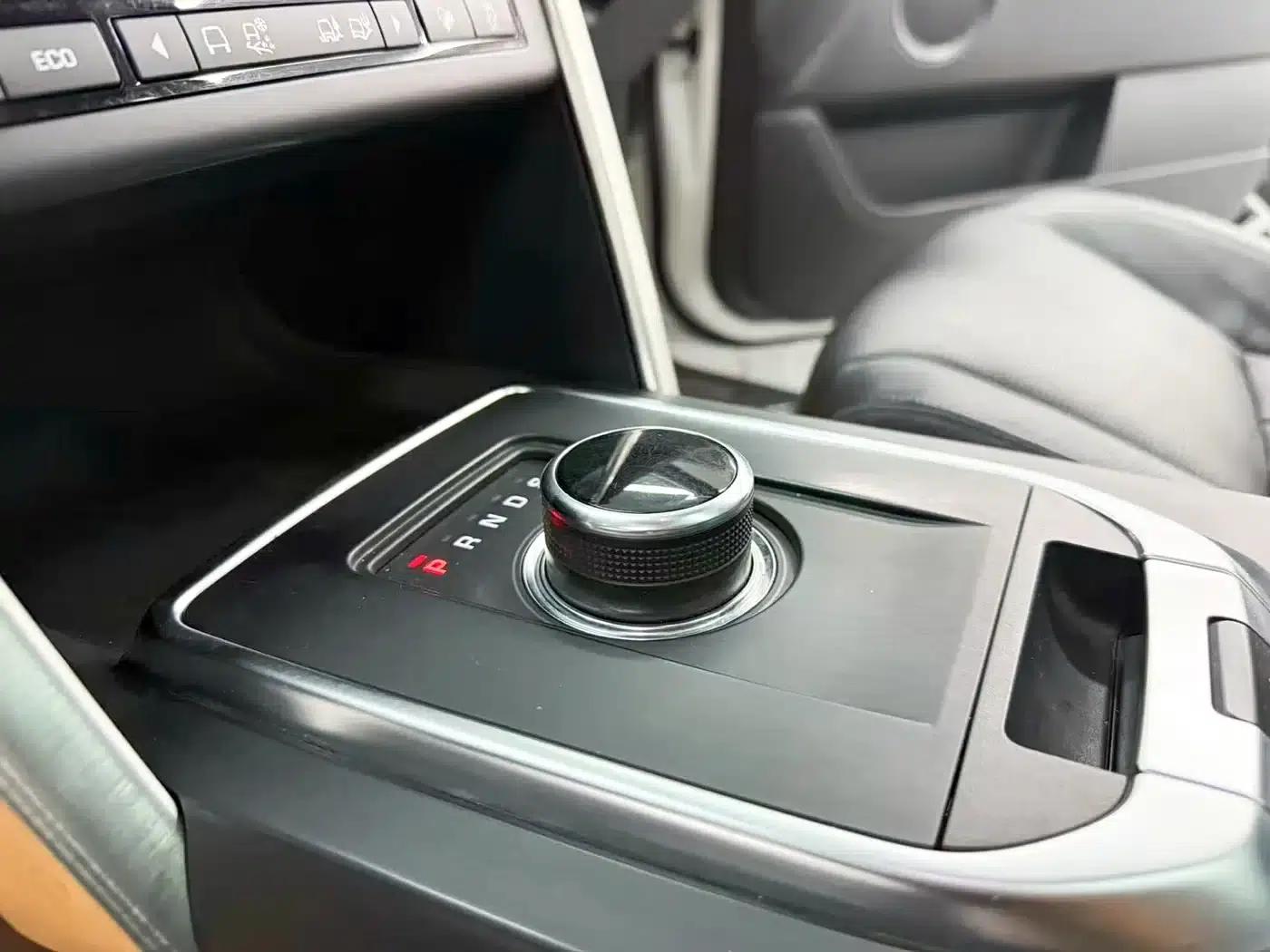Discovery Sport 2017 2.0T SE — миниатюра 12
