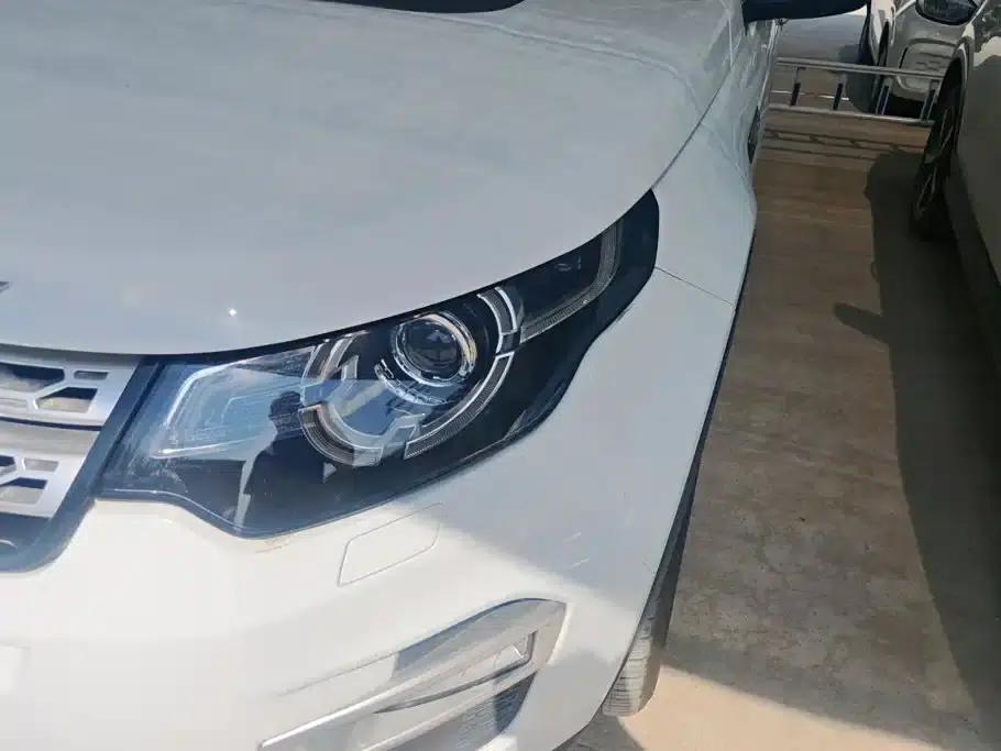 Discovery Sport 2016 2.0T HSE — миниатюра 5