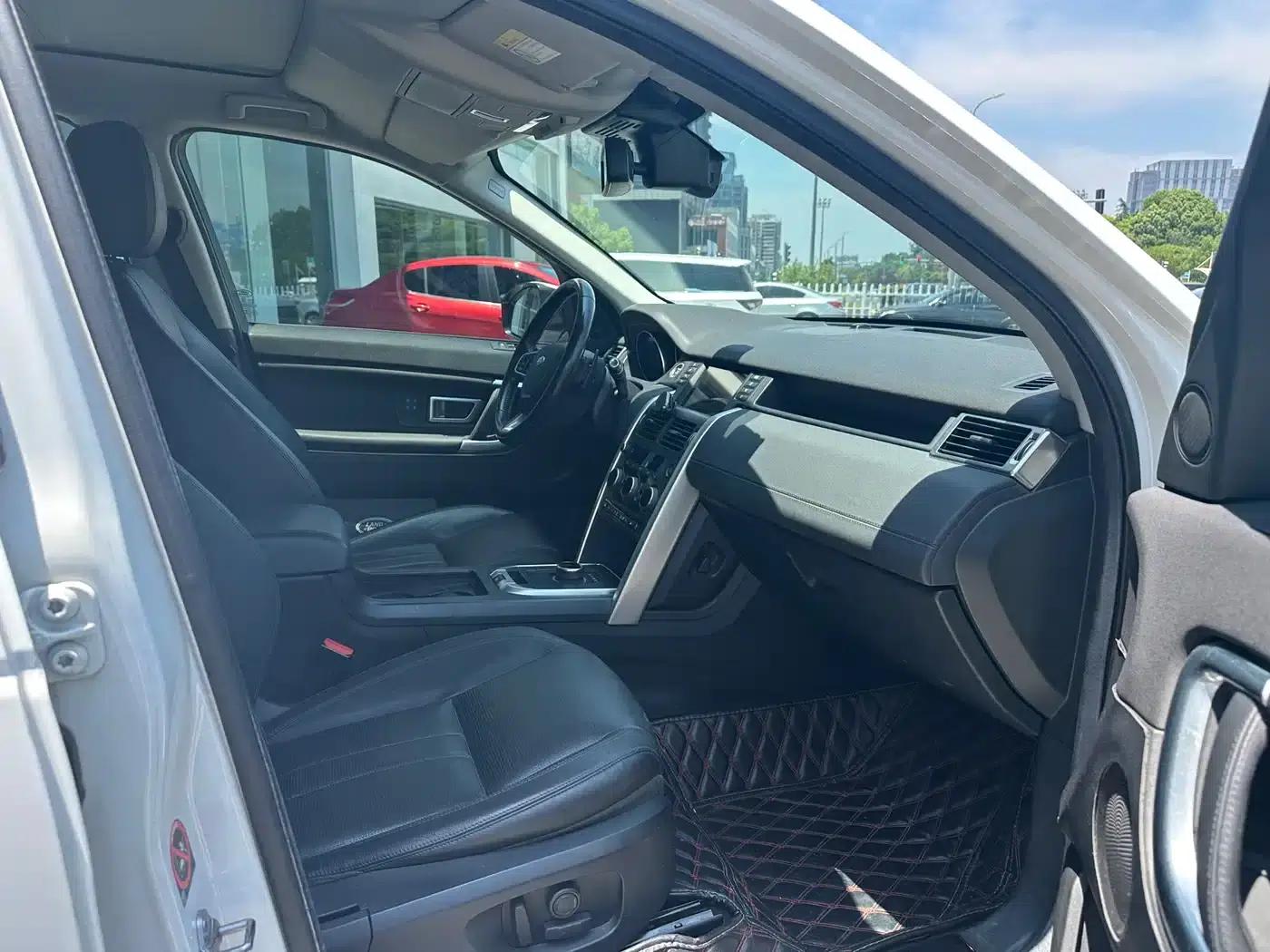 Discovery Sport 2017 2.0T HSE — миниатюра 4