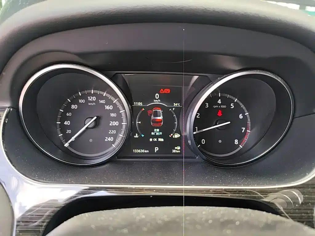 Discovery Sport 2017 2.0T SE — миниатюра 12