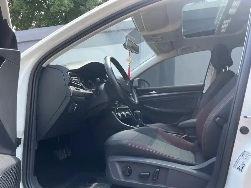 2020 Volkswagen Bora 1.5L Automatic Fashion Edition — миниатюра 8