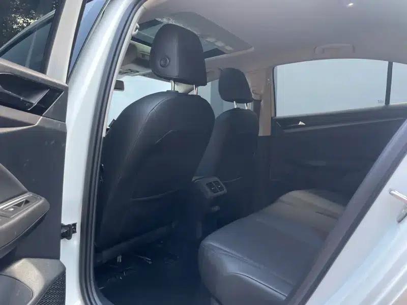 2020 Volkswagen Bora 1.5L Automatic Fashion Edition — миниатюра 9