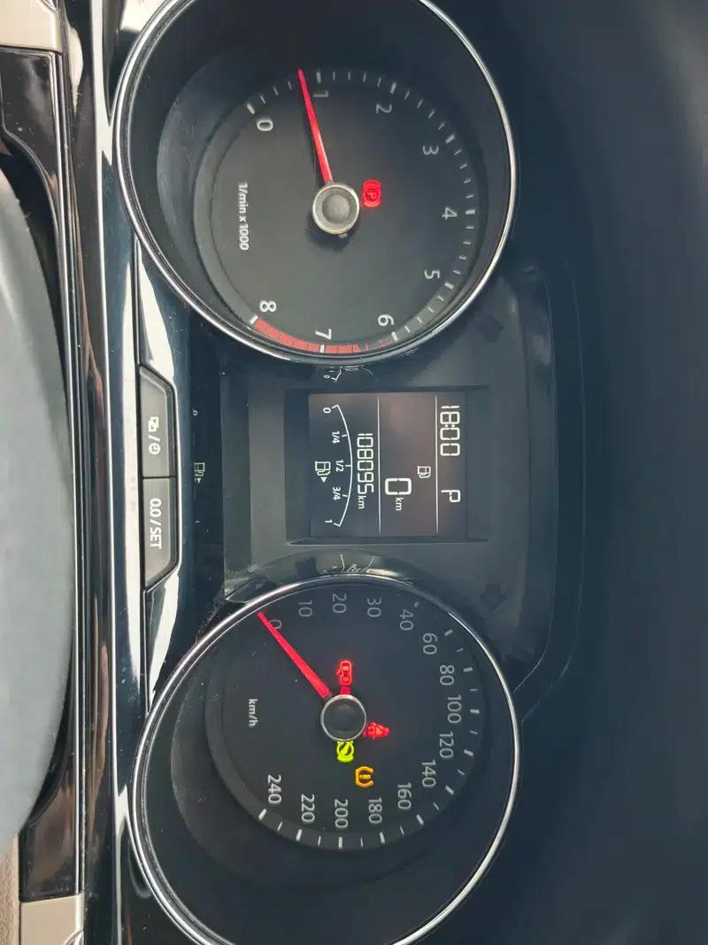 2013 Volkswagen Bora 1.6L Automatic Comfort Model — миниатюра 7