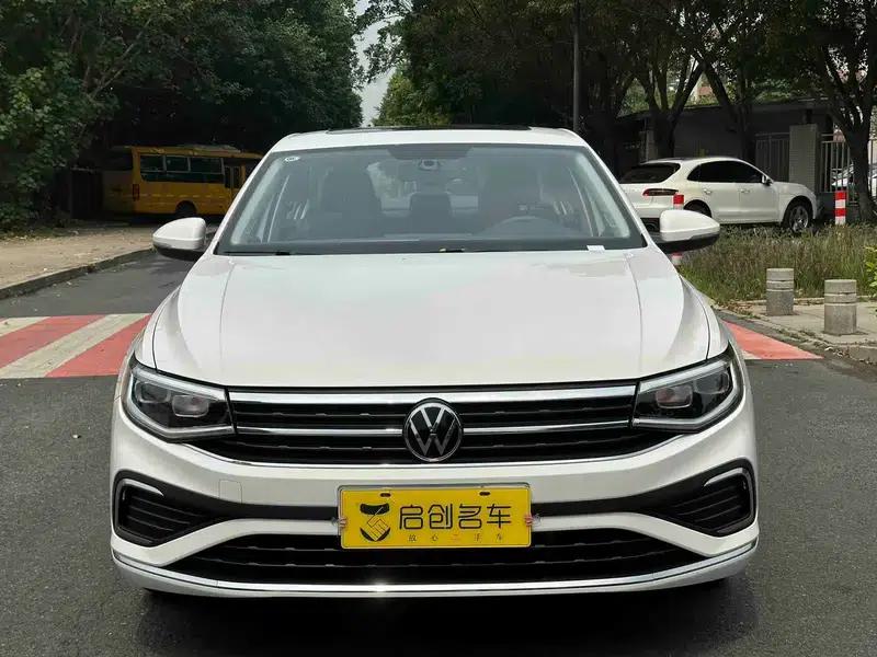 2025 Volkswagen Bora 200TSI DSG Joyful Navigation Edition — миниатюра 2