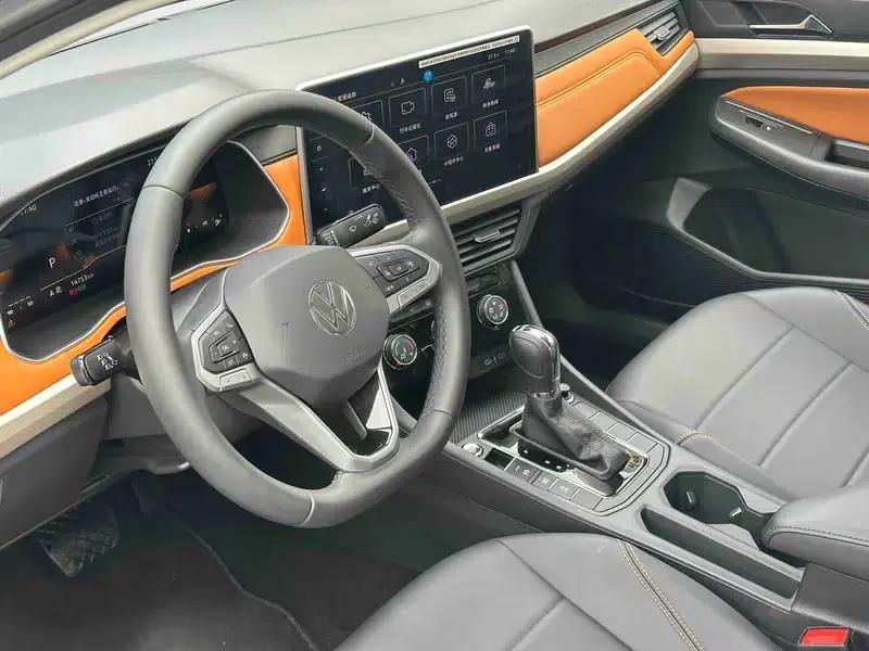 2025 Volkswagen Bora 200TSI DSG Joyful Navigation Edition — миниатюра 13