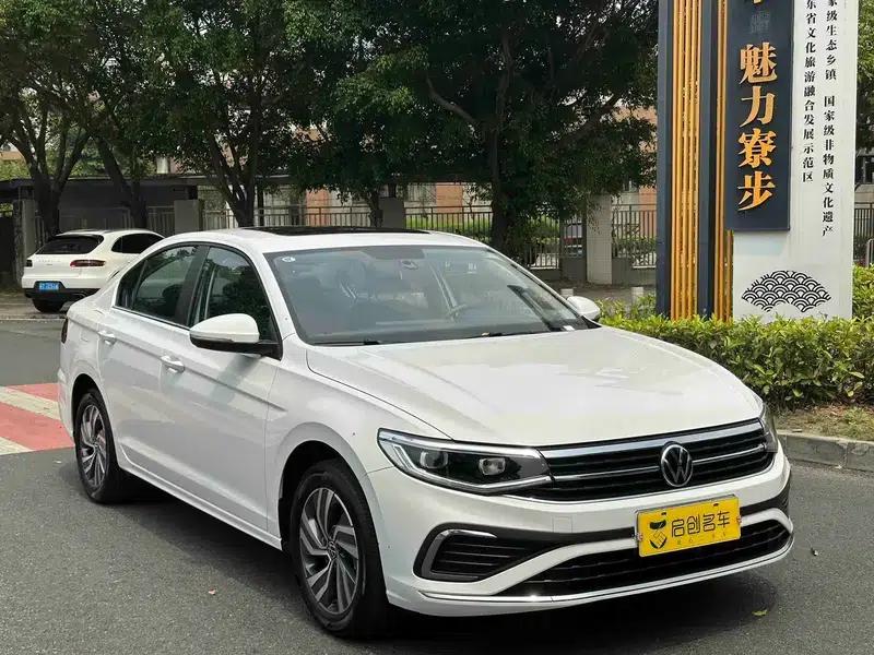 2025 Volkswagen Bora 200TSI DSG Joyful Navigation Edition — миниатюра 3