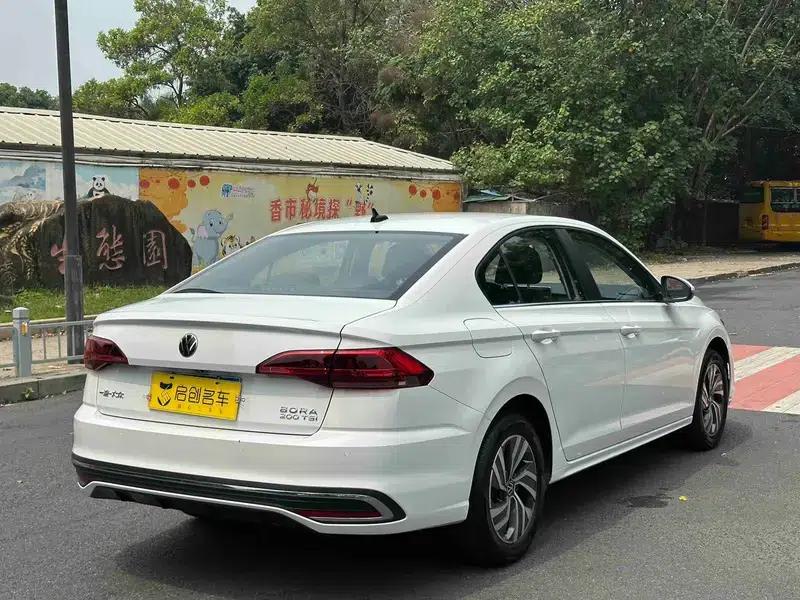 2025 Volkswagen Bora 200TSI DSG Joyful Navigation Edition — миниатюра 6
