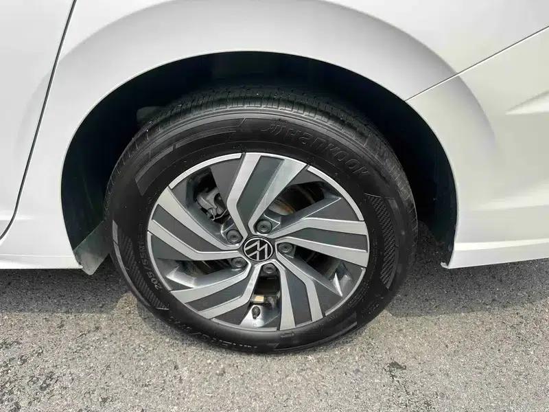 2025 Volkswagen Bora 200TSI DSG Joyful Navigation Edition — миниатюра 7