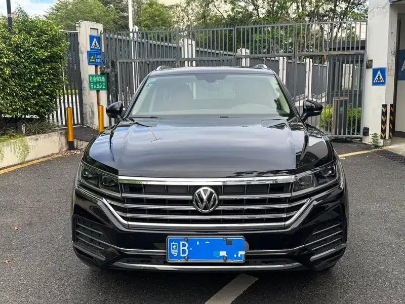 Touareg 2019 2.0TSI R-Line Edition (China VI Emission Standard) — миниатюра 2