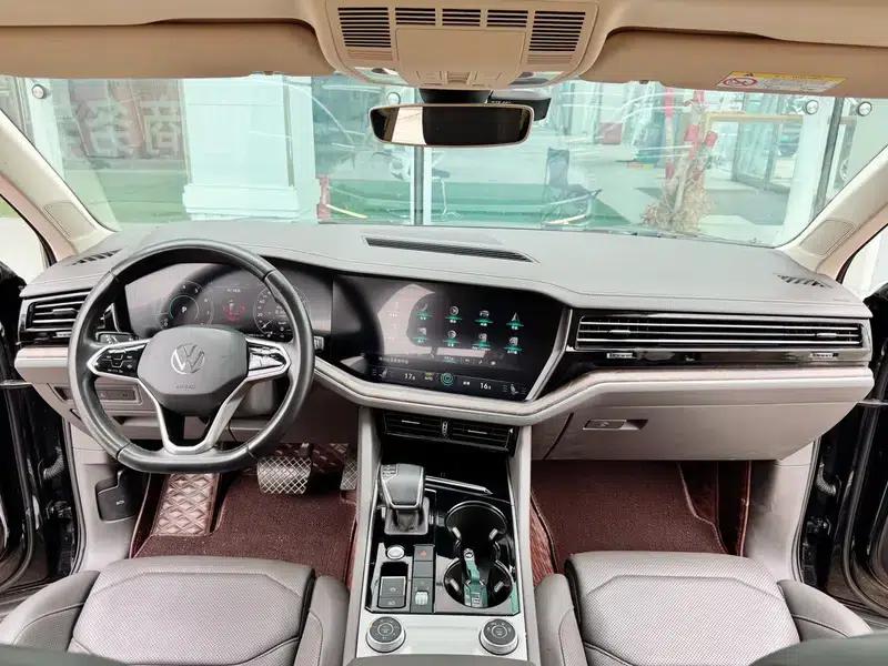 2023 Volkswagen Touareg 2.0TSI R-Line — миниатюра 13