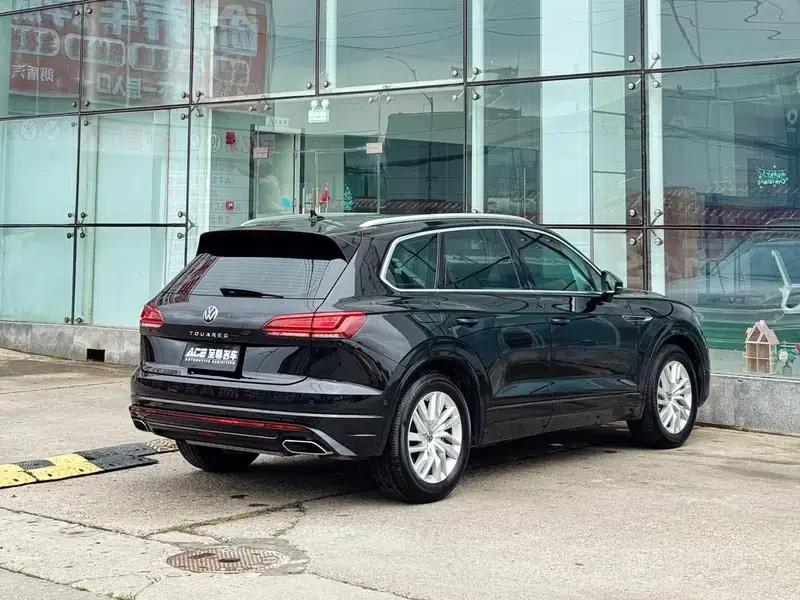 2023 Volkswagen Touareg 2.0TSI R-Line — миниатюра 7
