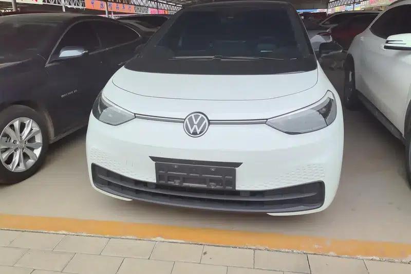 Volkswagen ID.3 2025 Smart Edition - Outstanding Version — миниатюра 2