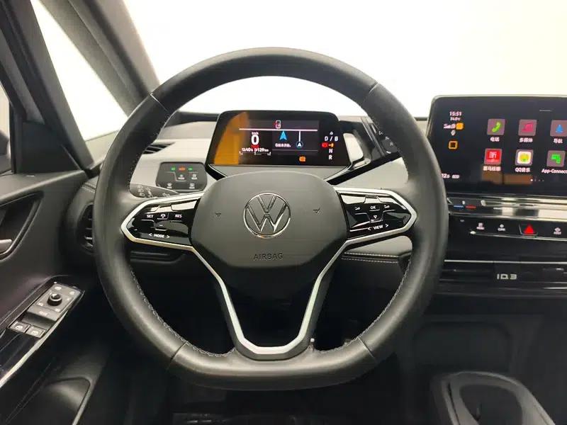 Volkswagen ID.3 2024 Outstanding Edition — миниатюра 16