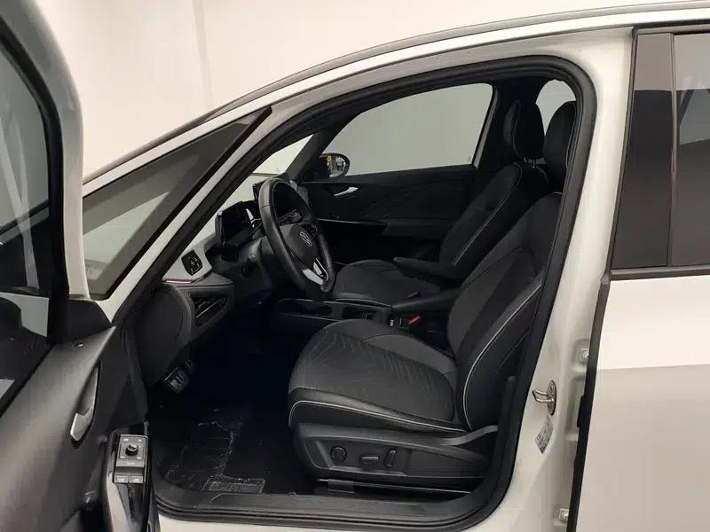 Volkswagen ID.3 2024 Outstanding Edition — миниатюра 17