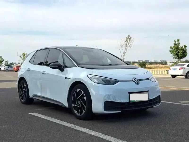 Volkswagen ID.3 2023 Upgraded Pure Smart Edition — миниатюра 3