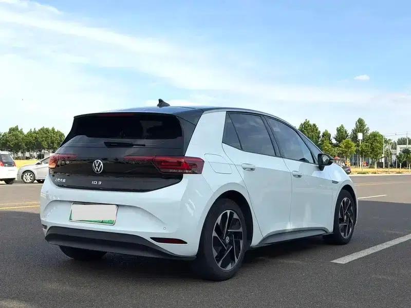 Volkswagen ID.3 2023 Upgraded Pure Smart Edition — миниатюра 6