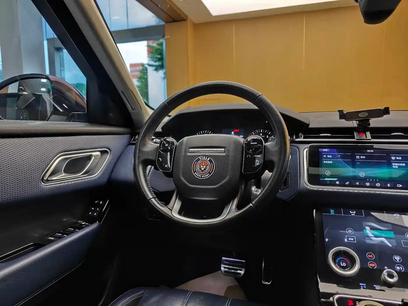 Range Rover Velar 2018 P250 S — миниатюра 16