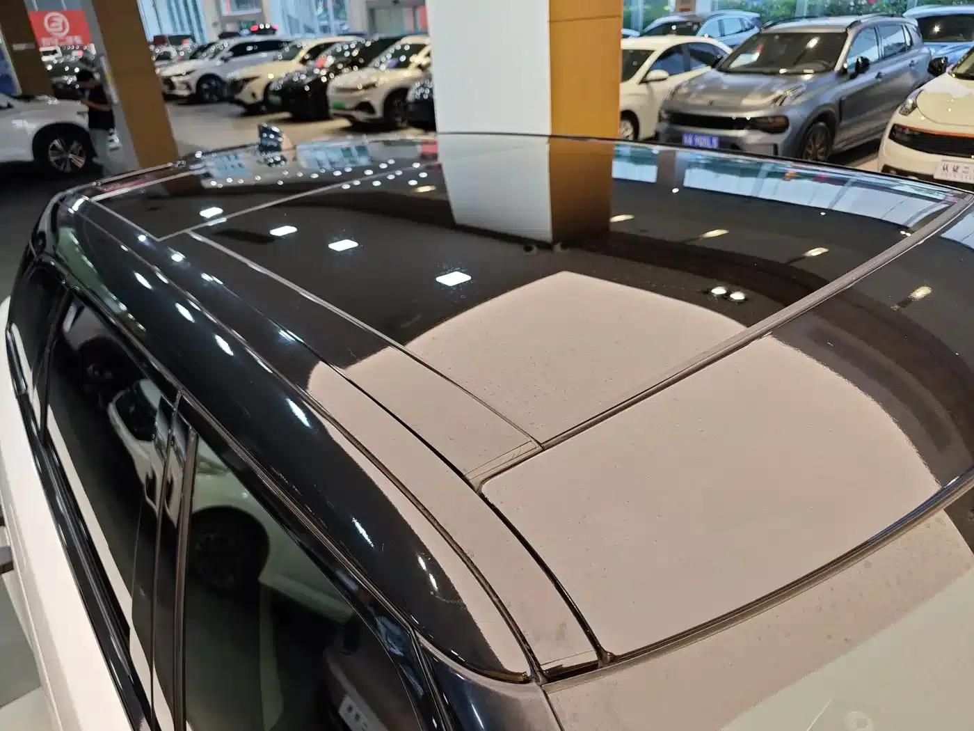 Range Rover Velar 2018 P250 S — миниатюра 36