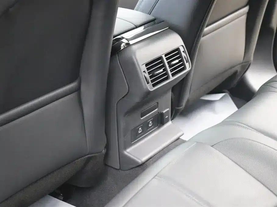 Range Rover Velar 2024 Dynamic SE — миниатюра 19