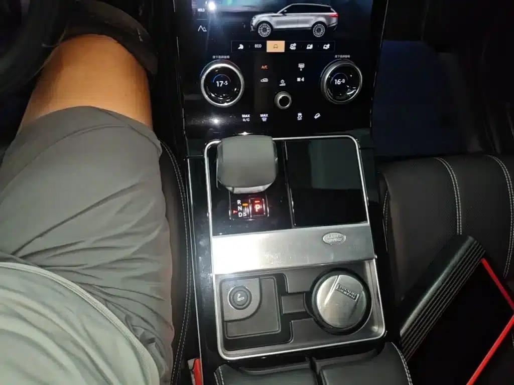 Range Rover Velar 2021 P250 Black Limited Edition — миниатюра 14