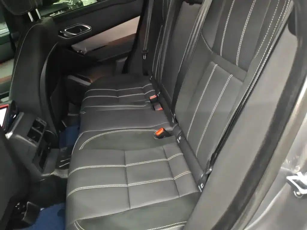 Range Rover Velar 2021 P250 Black Limited Edition — миниатюра 17